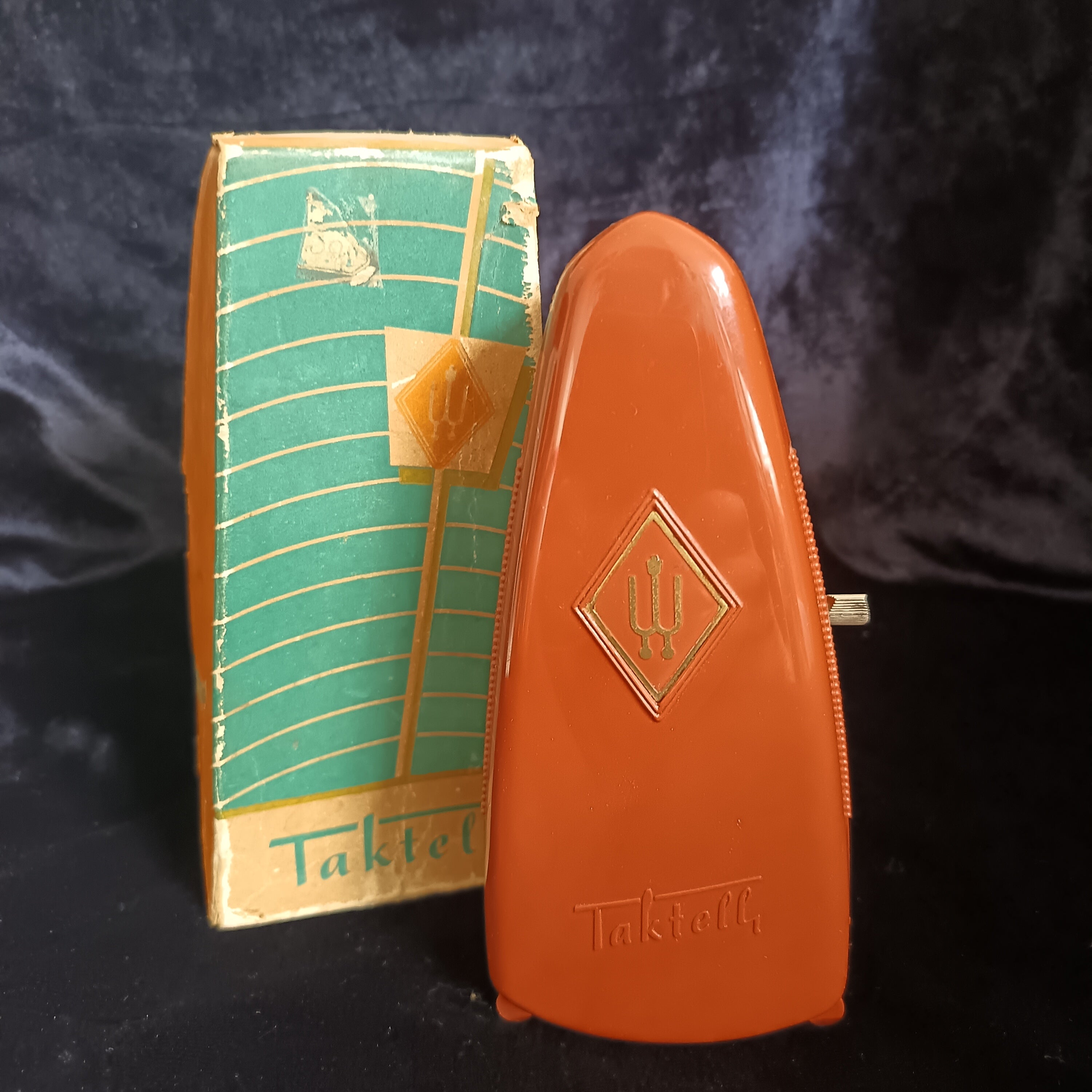 vintage Wittner Taktell Piccolo mechanical wind-up metronome, marked