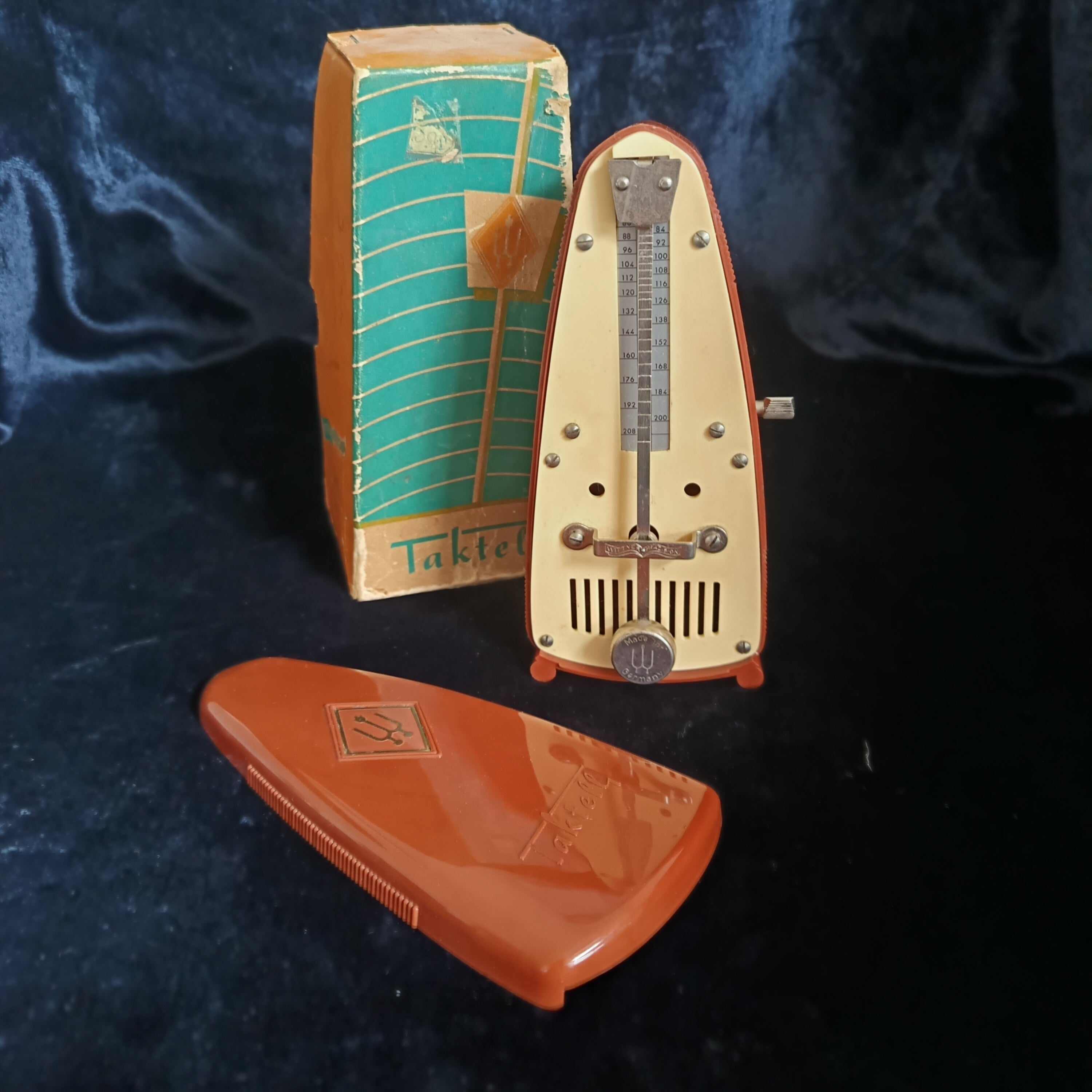 vintage Wittner Taktell Piccolo mechanical wind-up metronome, marked